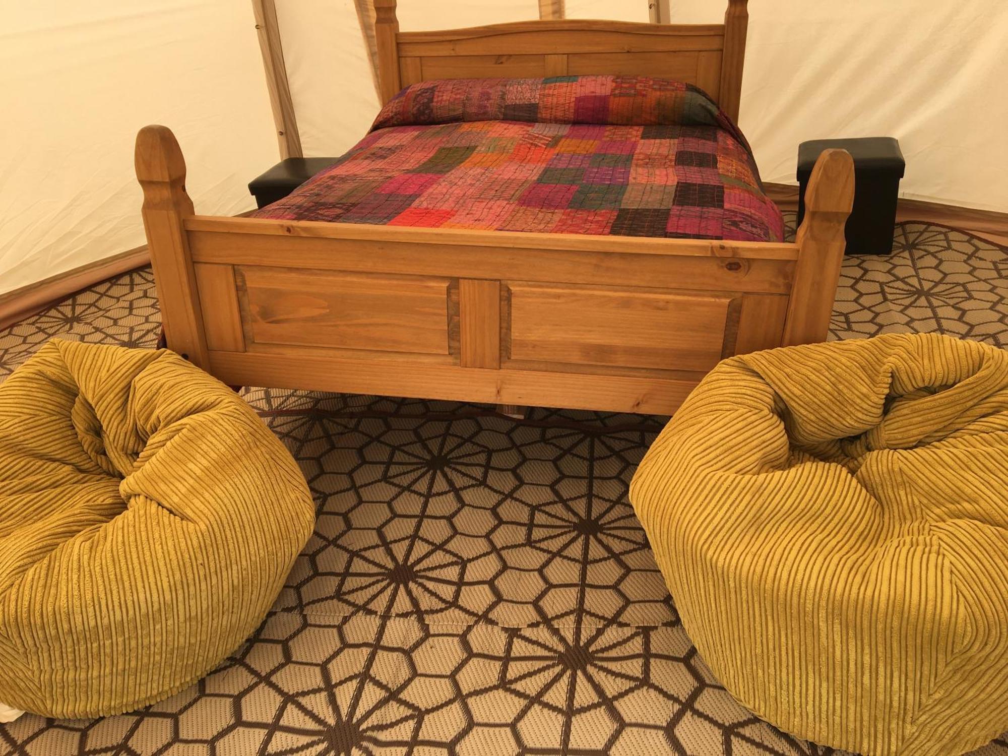 Tente de luxe Thainstone Tipi Off Grid Camping, On Nc500 *